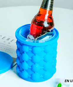 Cubo de silicona para hacer hielo y congelar las bebidas
